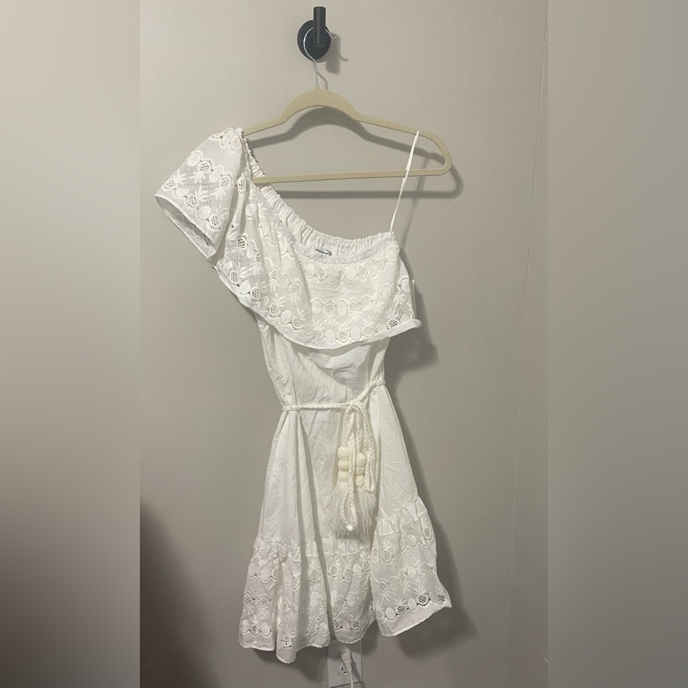 NWT! Stella & Dot White Off The Shoulder‎ Lace Accent Dress